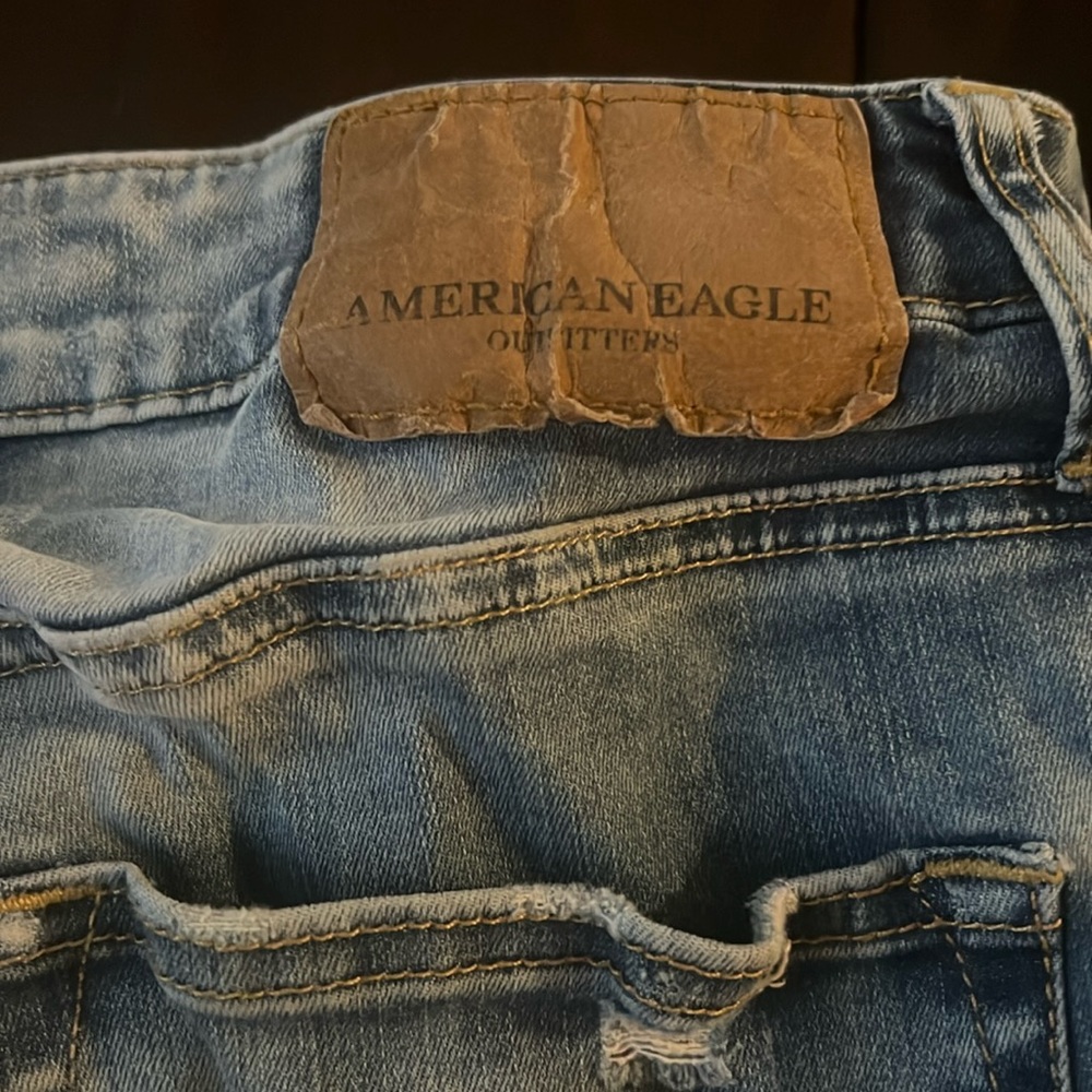 American Eagle men’s blue jeans. 30x30